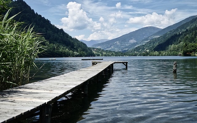 lake-4426212_640_400 lake-4426212_640_400